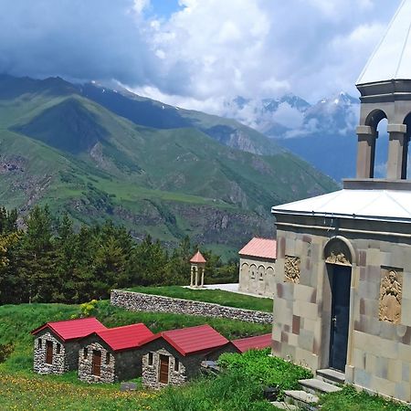 Crystal Kazbegi 호텔 외부 사진