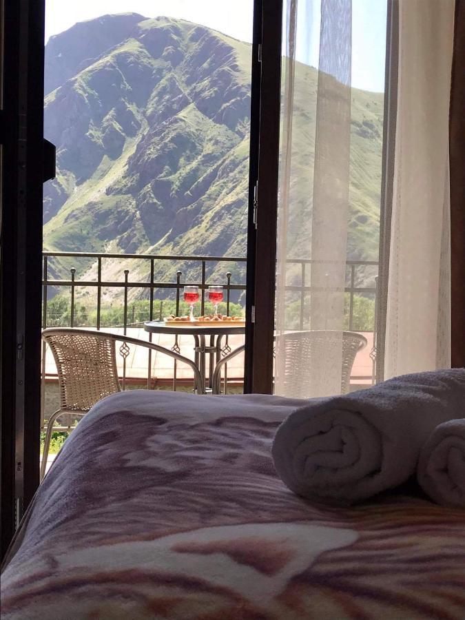 Crystal Kazbegi 호텔 외부 사진